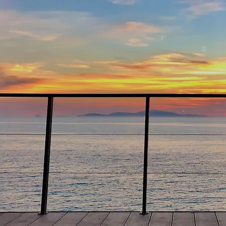 Awaji Ocean Base Villa Tsushi Exterior photo